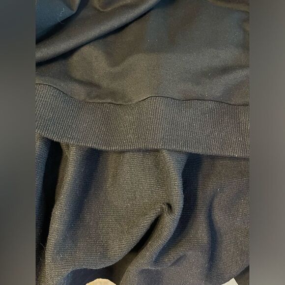 NWT Kosmios Dress Midi Ruffles Puffy Sleeves Black Oversized Small - Picture 6 of 8